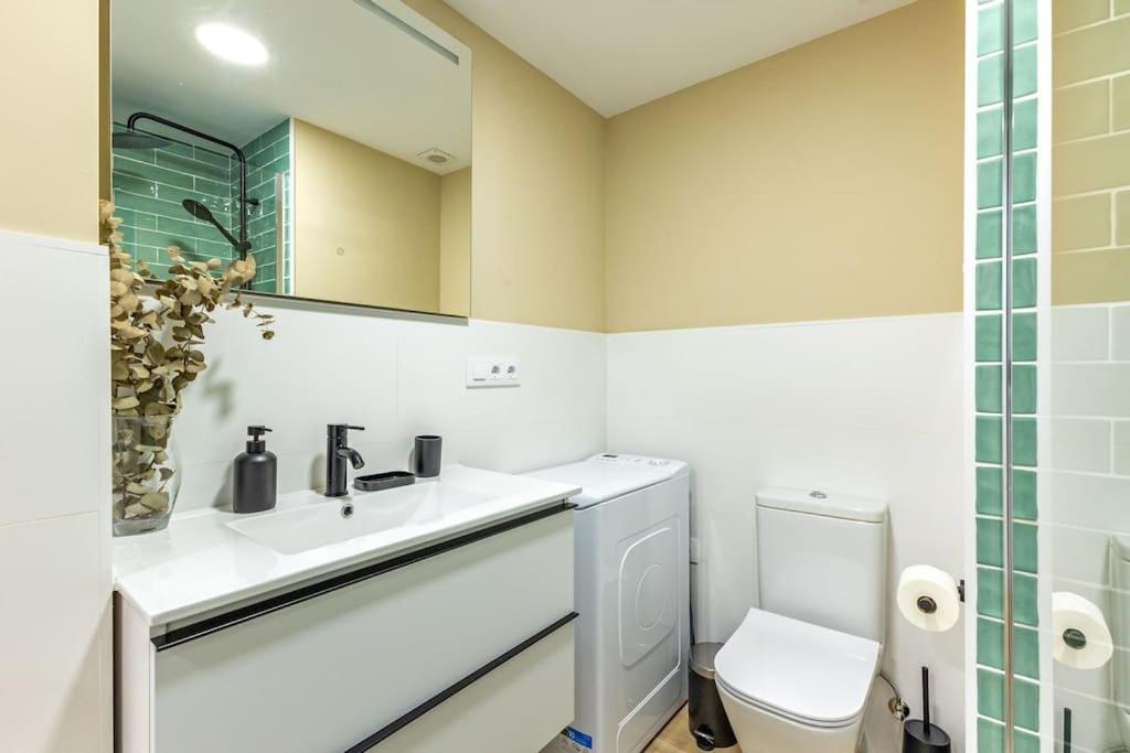 New Suite Reformada Con Excelente Ubicacion Siviglia Esterno foto
