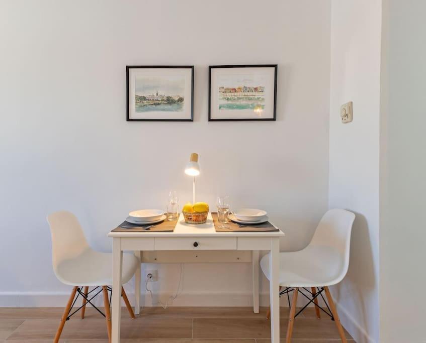 New Suite Reformada Con Excelente Ubicacion Siviglia Esterno foto