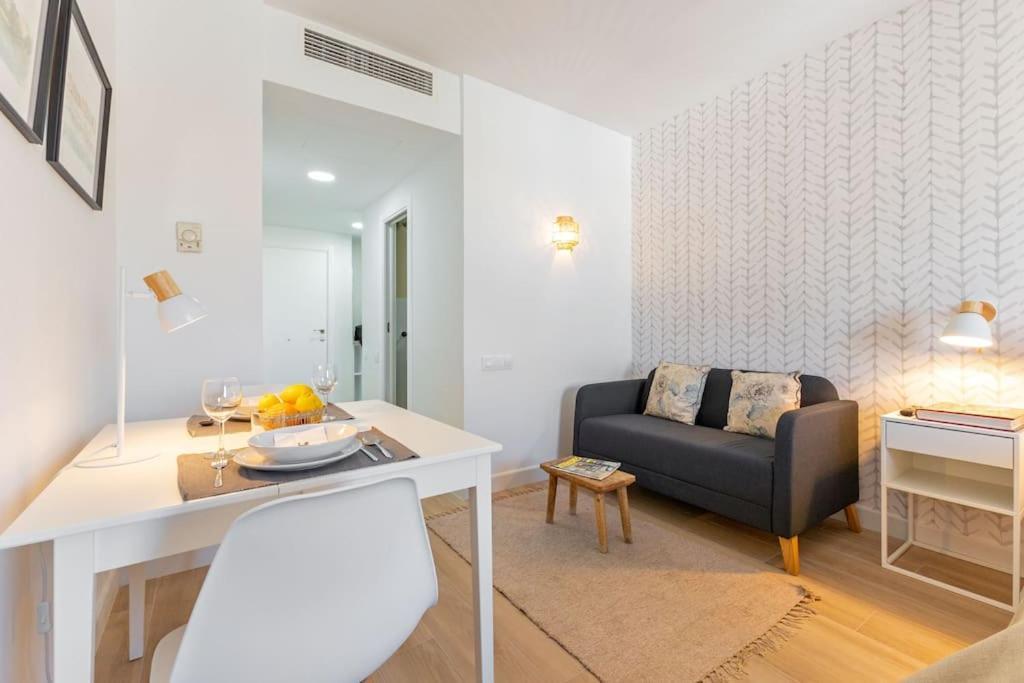 New Suite Reformada Con Excelente Ubicacion Siviglia Esterno foto