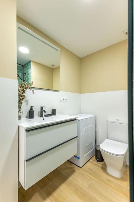New Suite Reformada Con Excelente Ubicacion Siviglia Esterno foto